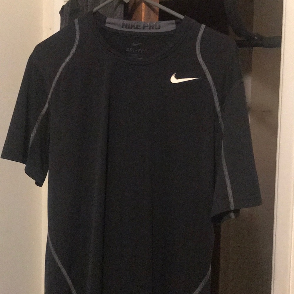 Nike Pro Dry Fitted Workout Shirt